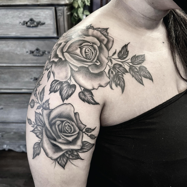 Resident Artist Stephanie Kratzel at Everblack Tattoo Studio